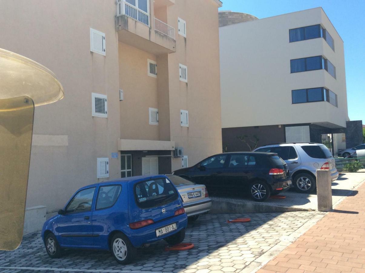 מאקרסקה Apartment Karmela מראה חיצוני תמונה